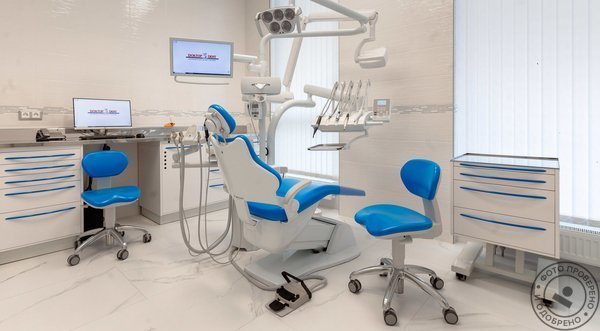 Клиника стоматологии и косметологии Доктор Дент на проспекте Энгельса - фото 4
