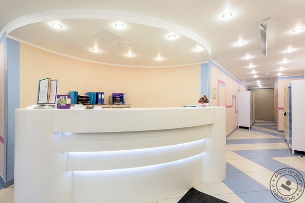 Лечебно-диагностический медицинский центр ЦМРТ на Ленской улице - фото 1