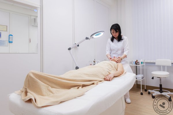 Медицинский центр КДС на улице Кржижановского - фото 1