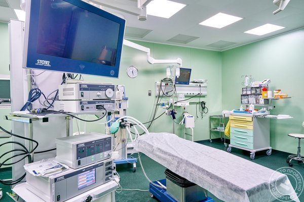 Клиника СМТ в Адмиралтейском районе на проспекте Римского-Корсакова, 87 - фото 1