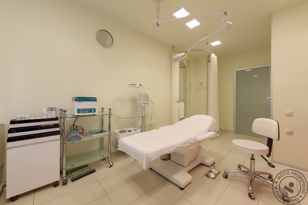 Многопрофильная клиника МЕДИ на Захарова - фото 5