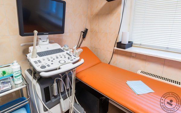 Клиника Доктор с Вами на улице Генерала Кузнецова, 19 к 1 - фото 1