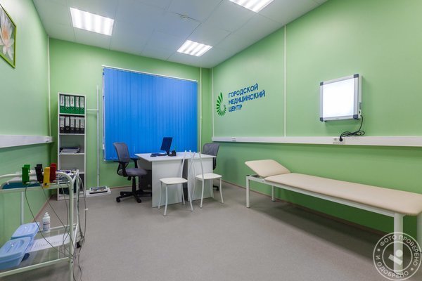 Городской Медицинский Центр на улице Островитянова - фото 1