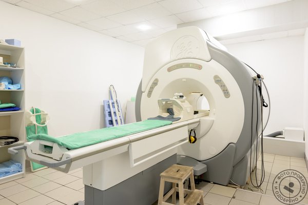 Лечебно-диагностический медицинский центр ЦМРТ на метро Нарвская - фото 1