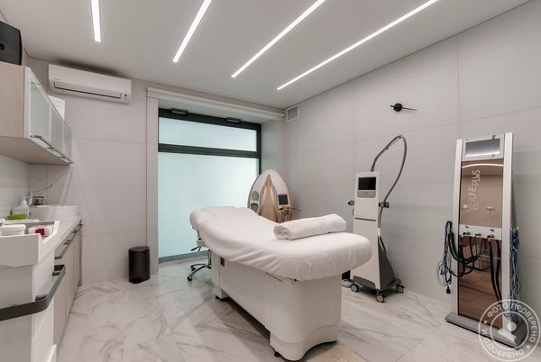 Институт молодости и женского здоровья Real clinic на 2-й Брестской улице - фото 9