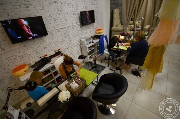 Салон красоты Glam Nails на Поречной - фото 3